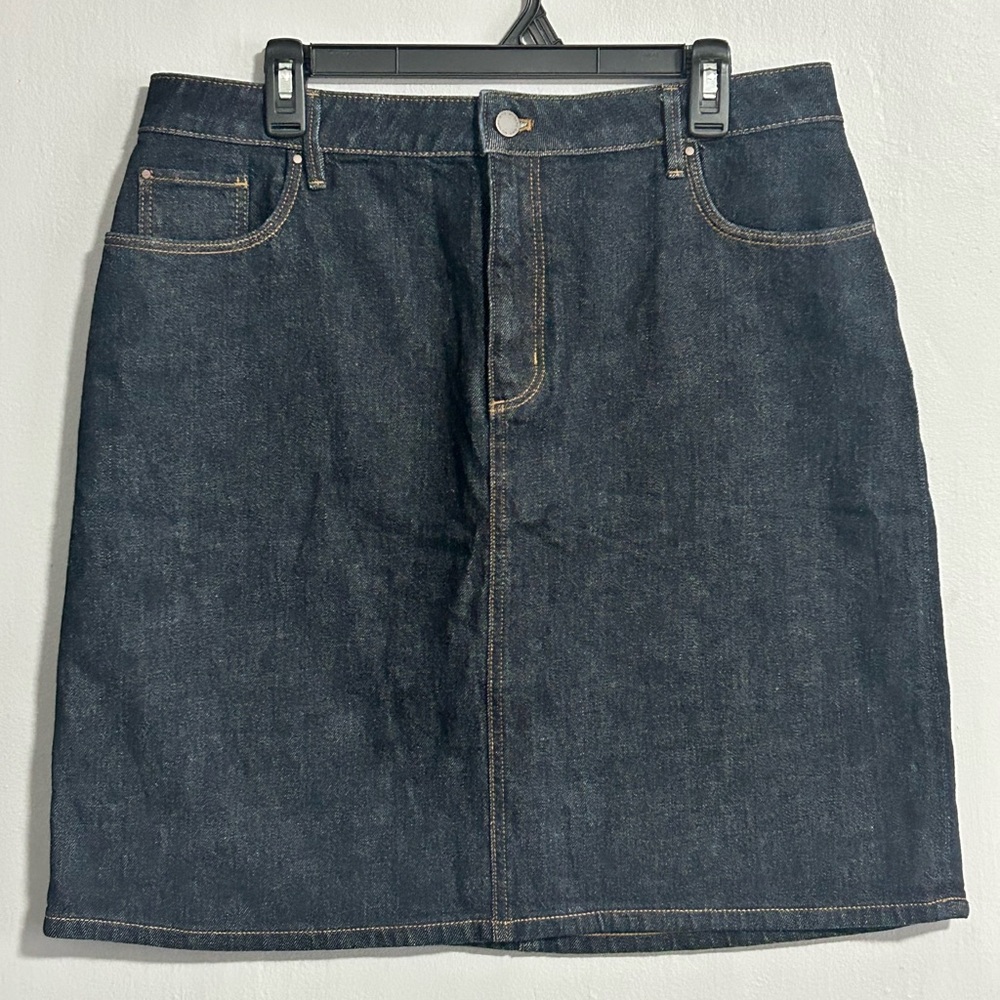 Ann Taylor Blue Denim Skirt 
Size 14